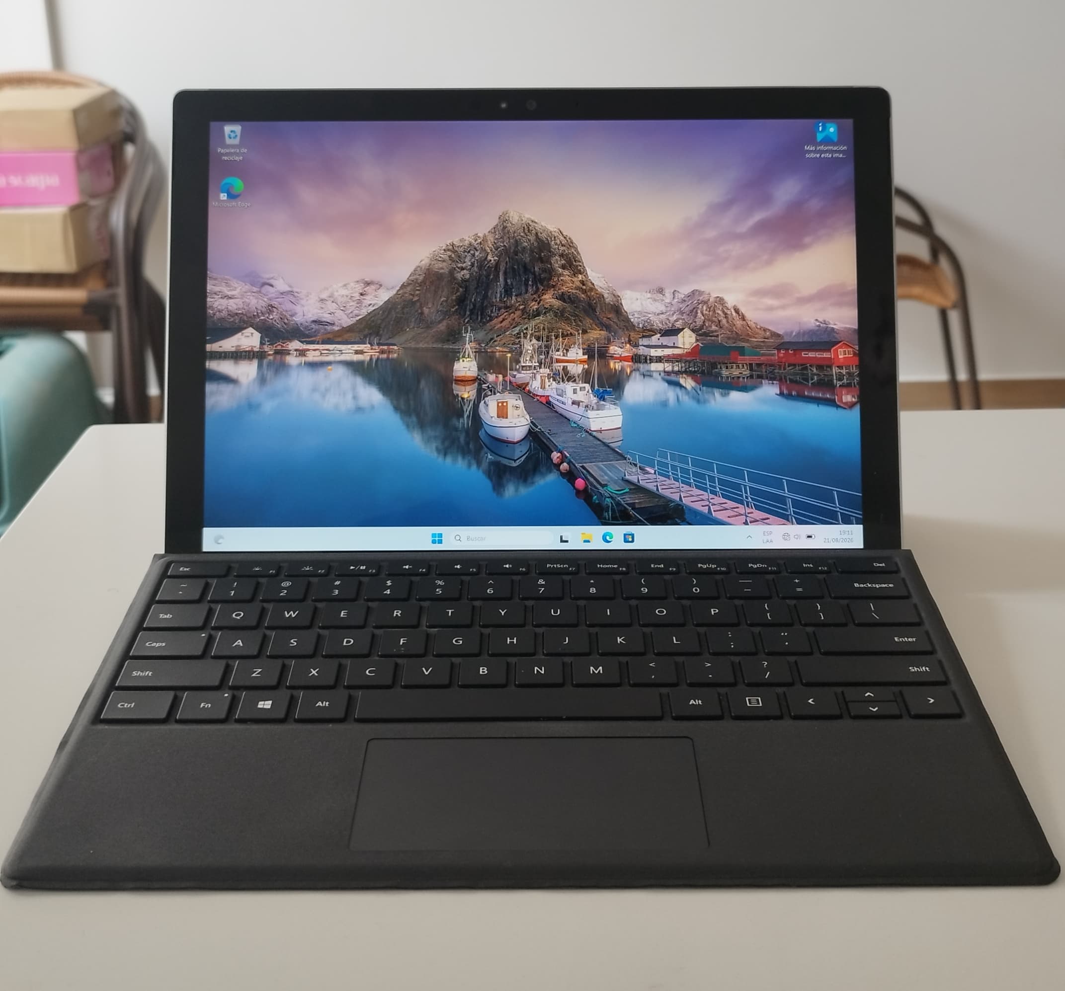 Nombre del producto: Microsoft Surface Pro 4 Core i5-6300U 8GB RAM SSD 256GB 12.3" Touch